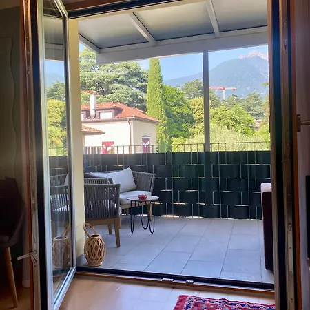 Angie's Ehrenburg Apartament *